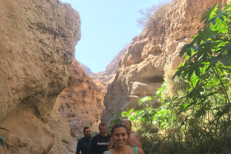 Les joyaux cachés d&#039;Oman : Wadi Shab, le gouffre de Bimmah et le barrage de Dayqah