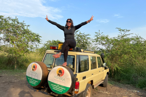 Queen Elizabeth National Park: 2 Days Wildlife Safari