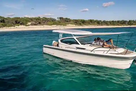 Shared Boat Tour in the Gulf of Poets