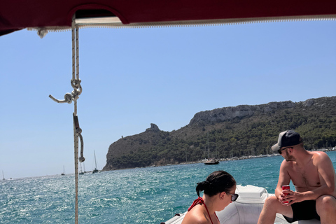 Cagliari: Boat Tour snorkeling della Sella con con aperitivo