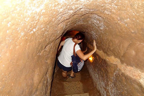 Hue Private Tour: Explore DMZ History with Vinh Moc Tunnels