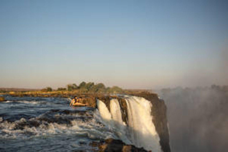 Victoria Falls: Cataract Island Guided Tour Morning Excursion