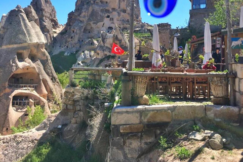 Cappadocia Mix Tour: Highlights of Green & Red Tour Private option with Japanese/English/Spanish-speaking guide.