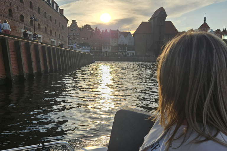 Gdańsk: Private Self-Drive Electric Boat Rental (No License)