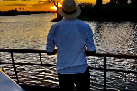 Victoria Falls & Chobe: 4-Day Safari with Lodging