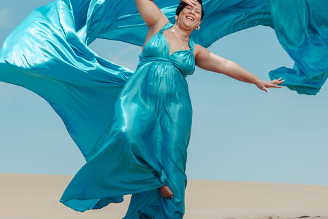 Swakopmund: Flying Dress Photoshoot Adventure in Swakopmund
