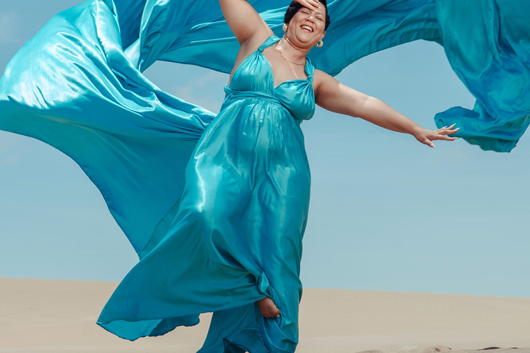 Swakopmund: Flying Dress Photoshoot Adventure in Swakopmund