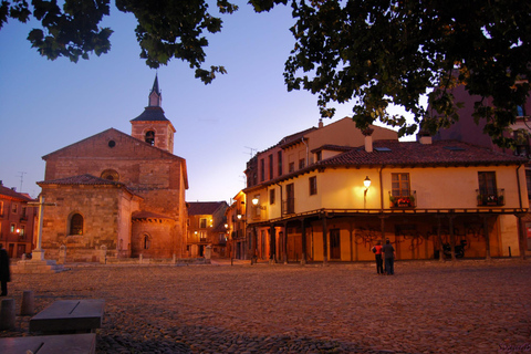 León: Mysteries and Legends Night Tour León: Night Tour of Mysteries and Legends