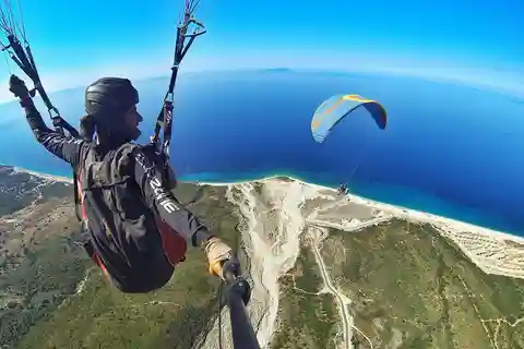 Desde Tirana/Durres: Parapente en Vlora/Paso de Lloraga