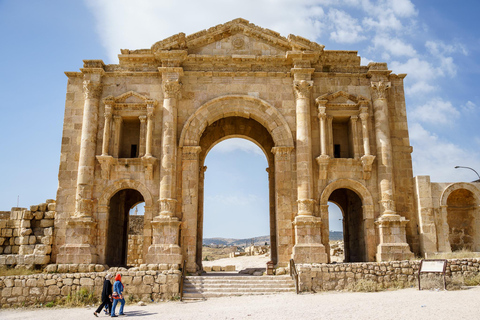 Desde Ammán: tour de día completo - Jerash y el Mar Muerto.visita sólo con transporte