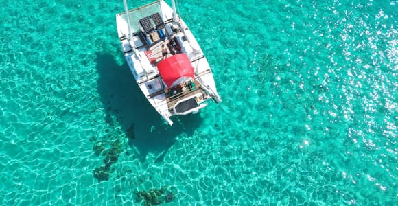 Tahiti: Traditional sailing catamaran lagoon excursion
