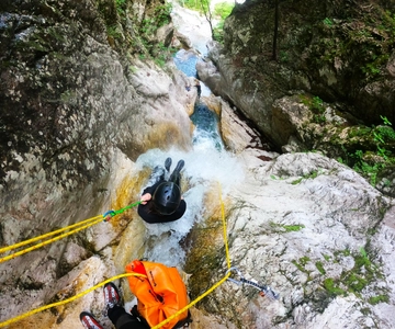 Bovec: Aventura de canyoning 100% inesquecível + fotos GRÁTIS