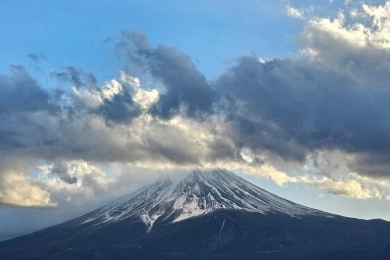 Depuis Tokyo : Visite privée du Mont Fuji en Land Cruiser ZX 2024Visite touristique du Mont Fuji en voiture de luxe Toyota Vellfire