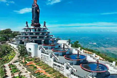 Höhepunkte der Tay Ninh Tagestour mit Essen