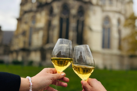 Reims: Champagne Sabrage Experience at Reims Cathedral
