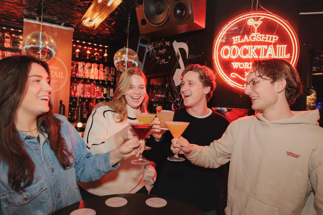 Amsterdam Cocktail Workshop: Shake & Sip at Rembrandtplein