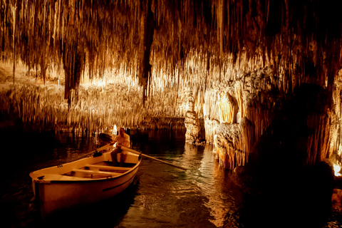 Mallorca: Caves of Drach Tour from the North with Boat TripPalma de Mallorca Meeting Point