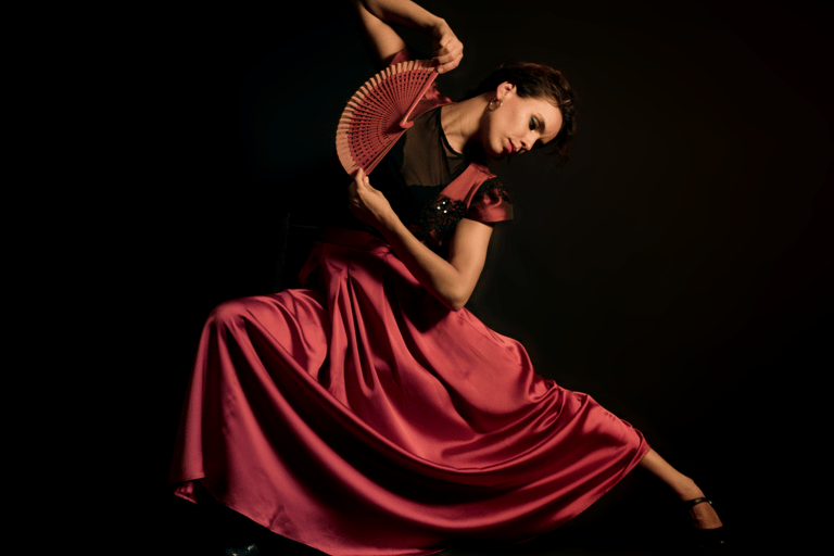 Madrid: oudejaarsdiner en show bij Flamenco Las TablasMadrid: oudejaarsdiner en show in Flamenco Las Tablas