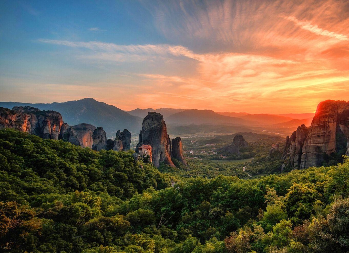 Meteora: Guidet solnedgangstur med besøg i klostre og huler