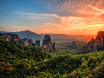 Meteora: Tour guiado al atardecer con visita a monasterios y cuevas