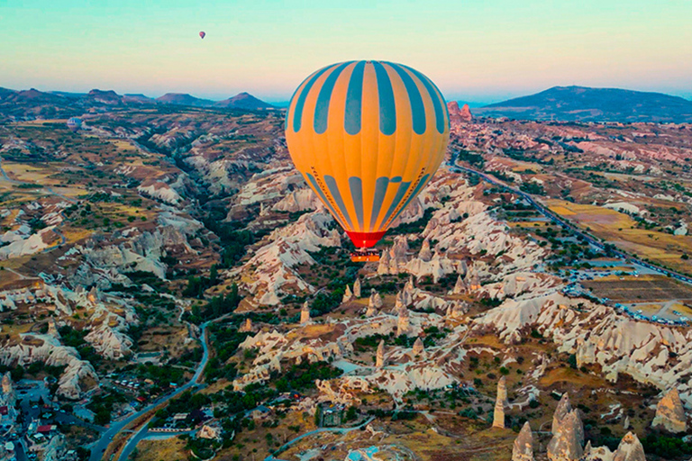 Cappadocia: Ihlara Canyon Sunrise Hot Air Balloon Flight