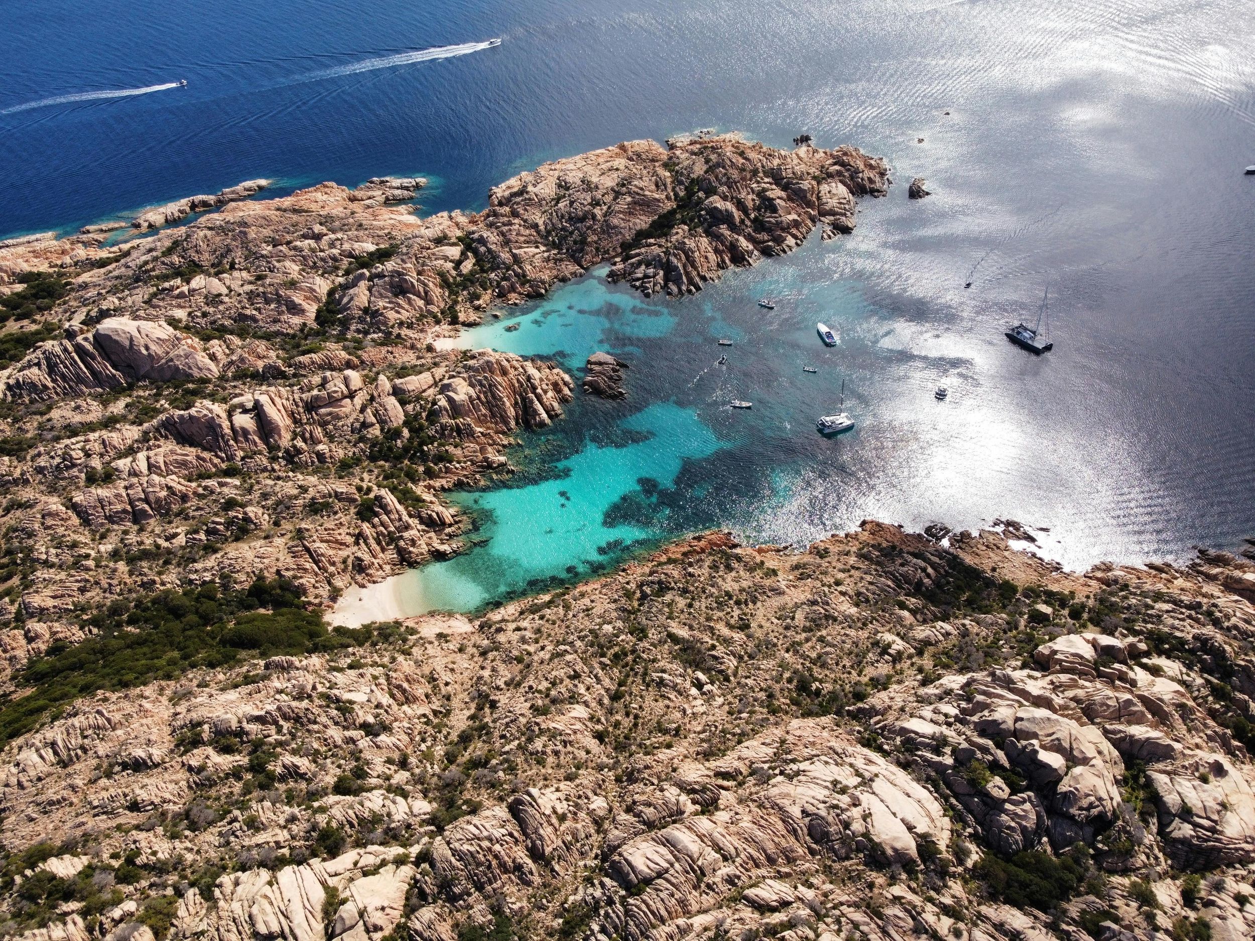 Santa Giulia: Tag auf dem Meer in Bonifacio, Lavezzi, Maddalena und Rondinara