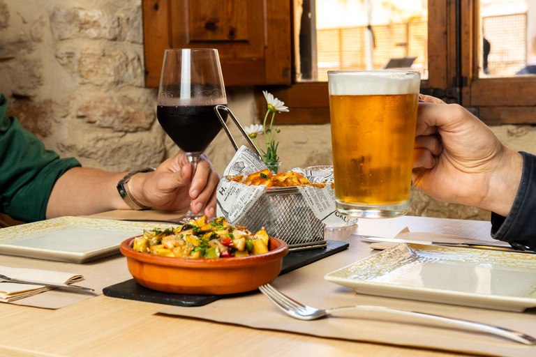 Alcudia: Self-Guided Gourmet Tapas and Wine Tour