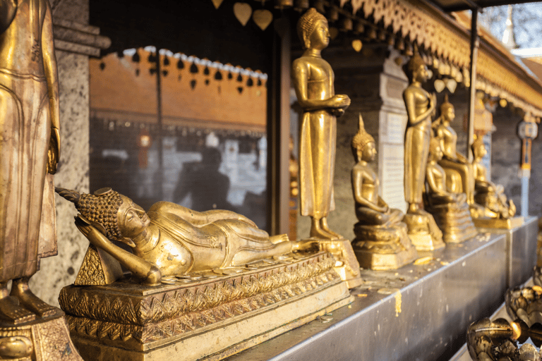 Chiang Mai: Doi Suthep Sonnenaufgang, Hmong Dorf &amp; Wat Pha Lat