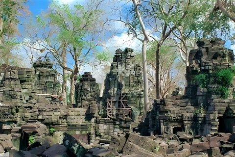From Siem Reap: Banteay Chhmar Temple & Battambang Tour