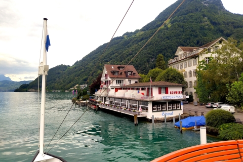 Swiss Army Knife Valley Tour à vélo et croisière sur le lac des Quatre-CantonsDe Lucerne: journée de vélo électrique et croisière en bateau dans la vallée suisse