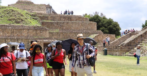 Oaxaca: Discover the secrets of Monte Albán