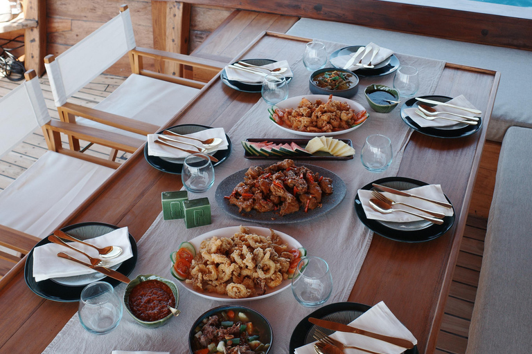 Komodo in a Day — A Luxury Sailing Experience