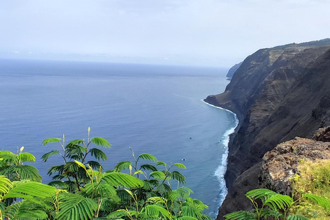 Madeira &quot;Mystery Tour&quot; heldag - privat 4x4-jeepHeldagstur till Madeira Mistery 4x4 - Privat