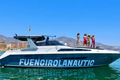 Fuengirola: Delfinskådning med båt med snacks och dryckFuengirola: Delfinsafari på yacht med snacks och drycker