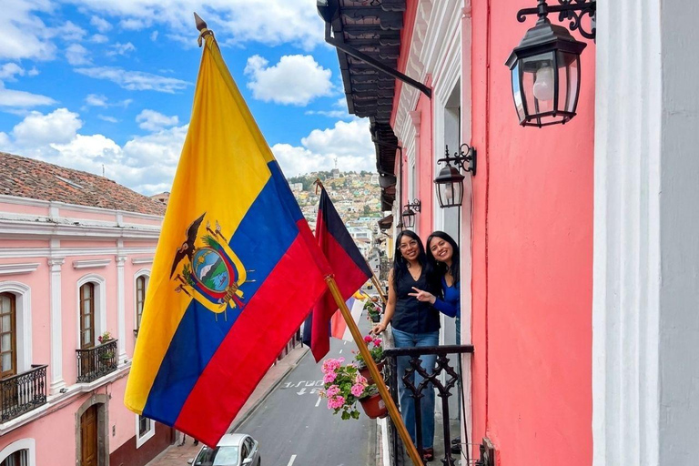 Quito: Immersive Historic Center, Sightseeing Tour, and Cocoa Food Tasting Quito: Immersive Historic Center, Sightseeing Tour, and Cocoa Tasting