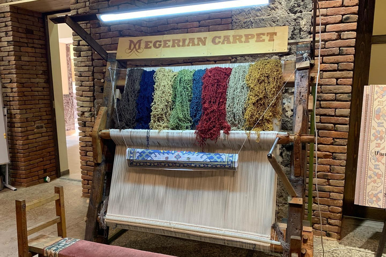 In Yerevan: Discover the Artistry of Armenian Carpet Weaving