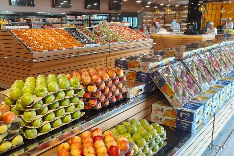 Muscat: Visit Sinaw Market, Izki Village, & Jarnan Cave Tour