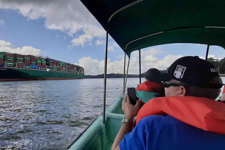 Excursión a las Esclusas de Miraflores y la Isla de los Monos del Canal de PanamáVisita compartida