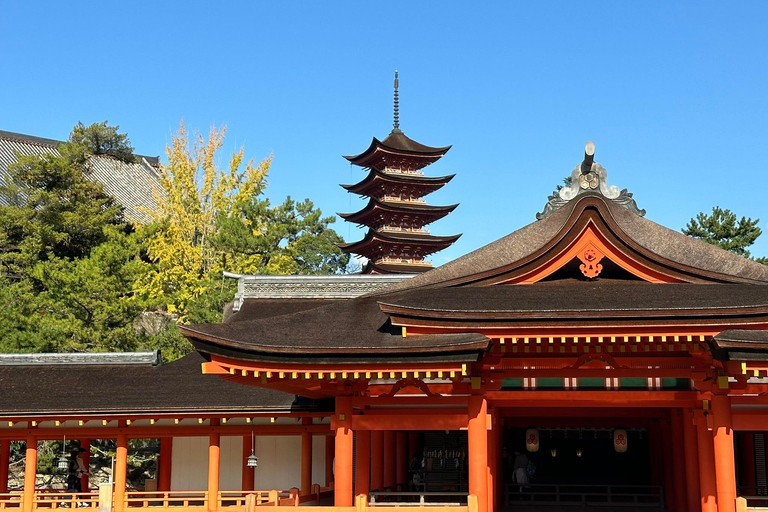 Hiroshima &amp; Miyajima UNESCO 1 dag bustourVanaf JR Hiroshima Station (zonder lunch)