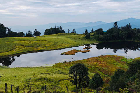 Nepal: Mundhum Trail Trekking in Nepal Ama Dablam Base Camp Trek