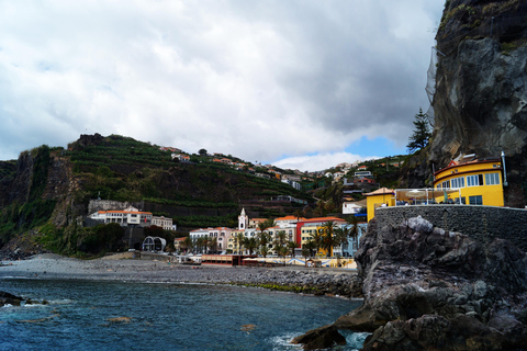 De Funchal: Molhe seus cabelos na incrível Levada dos Moinhos