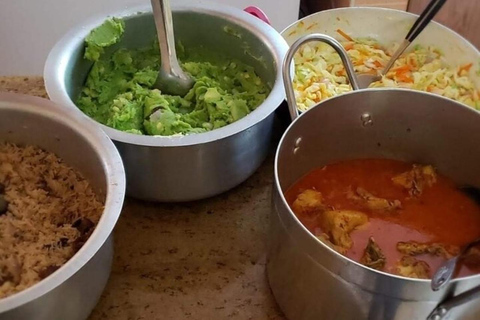 Tour pelo mercado e aula de culinária tradicional do Quênia em Nairóbi