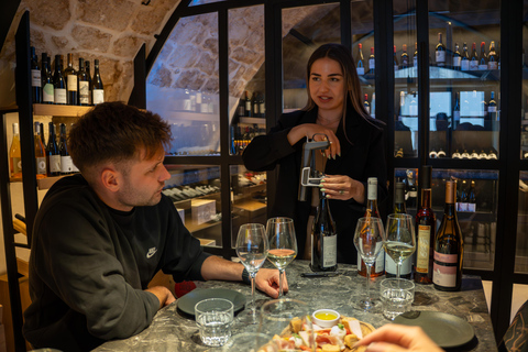 Rethymno: Cretan Wine Tasting Guided Tour with Local Food