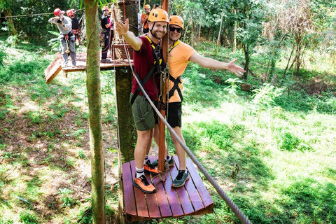 Depuis Phuket : quad, tyrolienne, rafting et faune à Khao LakFrom Phuket: Khao Lak ATV, Zipline, Rafting &amp; Wildlife Tour