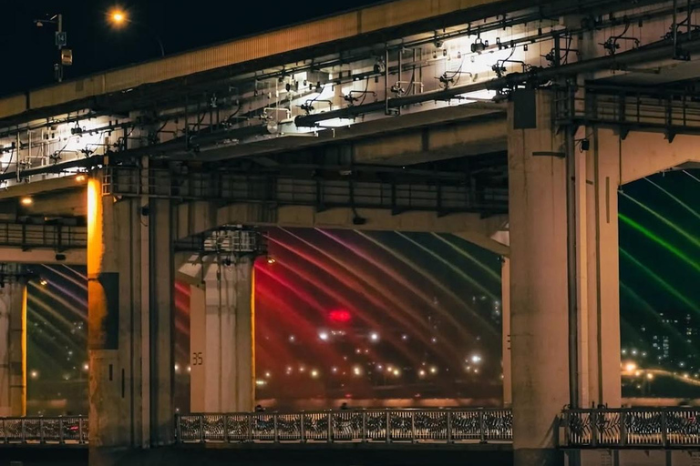 Seul: piknik nad rzeką Han i przejażdżka rowerem elektrycznym do fontanny Rainbow FountainSeul: Piknik nad rzeką Han i przejażdżka rowerem elektrycznym do Fontanny Tęczy