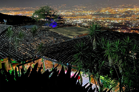 Tour della città + cena nel miglior punto panoramico di San José