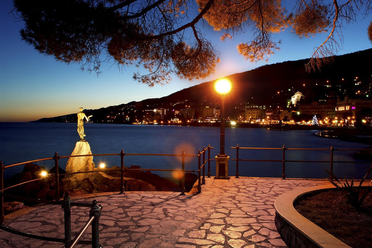 Tirana: Vlorë Guided Day Trip