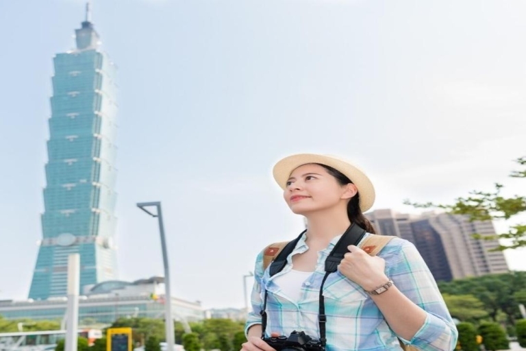 Taipei: Highlight Attractions Walking Tour 3-Hour Private Walking Tour