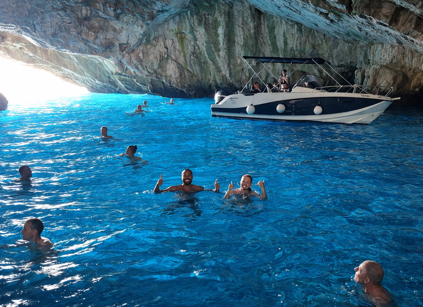 Kotor: Tur til Den Blå Grotte, ubådebasen og Lady of the Rocks