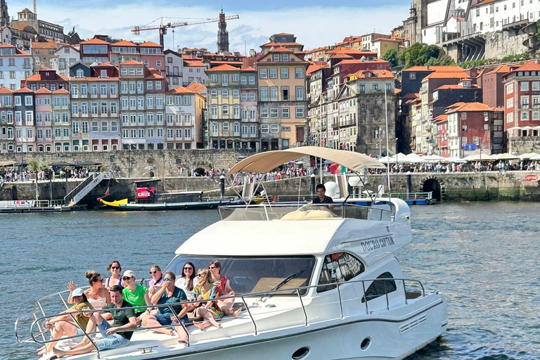 Porto: Luxury 7 Bridges Cruise, Port Wine Tasting & Sunset Shared Sunset Cruise with Welcome Drink